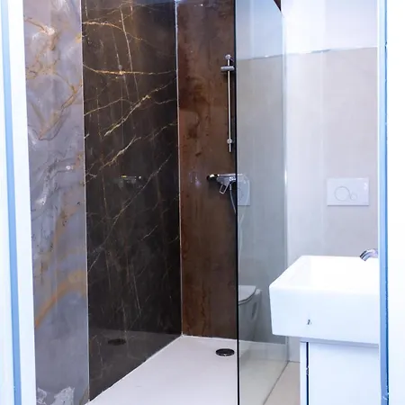 Spacieux 3 Pièces 3 Sde, Proche Appartement